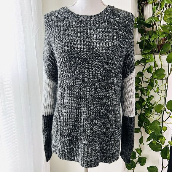 Time & Tru Gray Colorblock Soft Cozy Stretchy Sweater - Size XL 16/18 - Picture 1 of 8